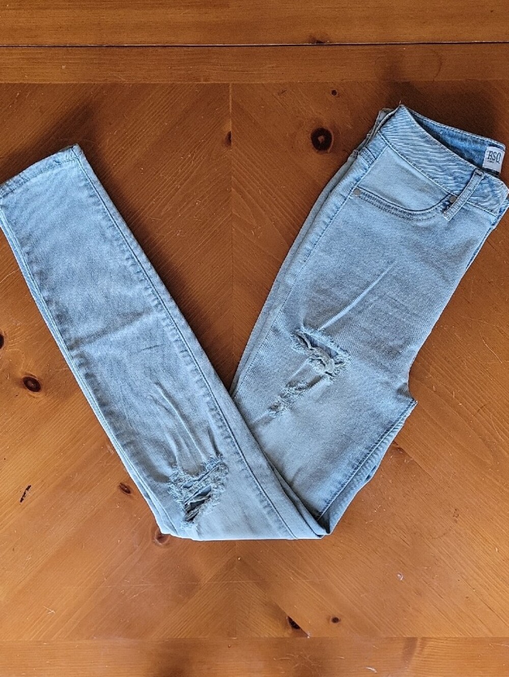 PacSun RSQ LA Super High Rise Distressed Jeggings Light Wash 1 W25 NWOT